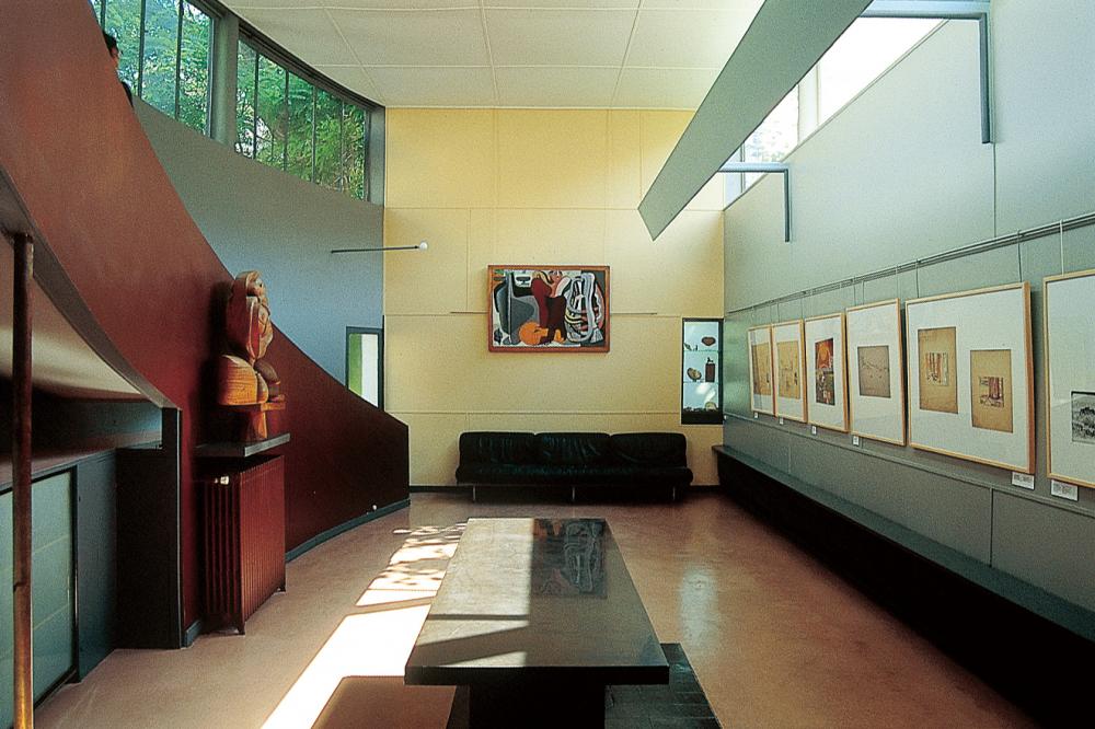 ラ・ロッシュ＝ジャンヌレ邸（設計：ル・コルビュジエ）