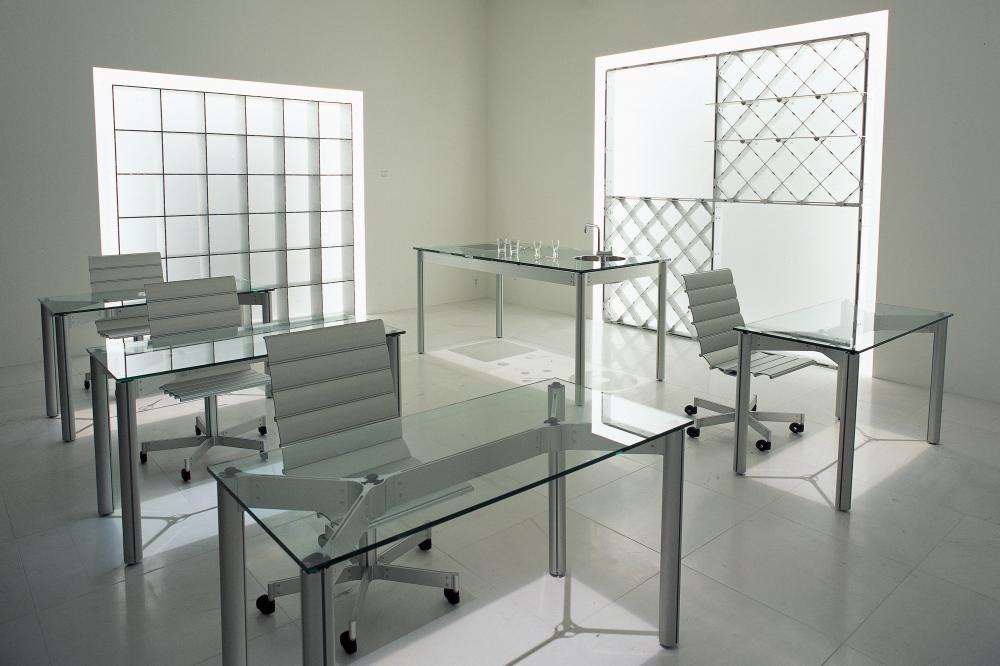 ecoms 家具（S-テーブルとS-チェア）