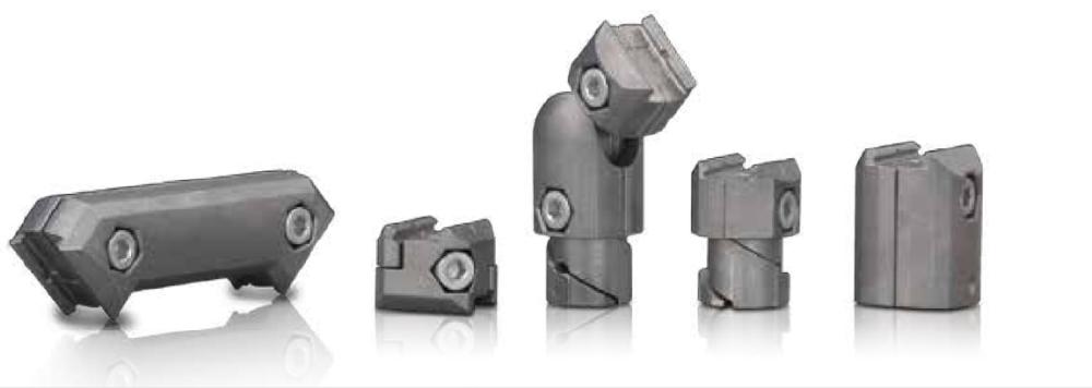 SUSのダイカスト製品　左からポイントコネクタ、クロスコネクタ、フリーコネクタインナー型、マルチコネ