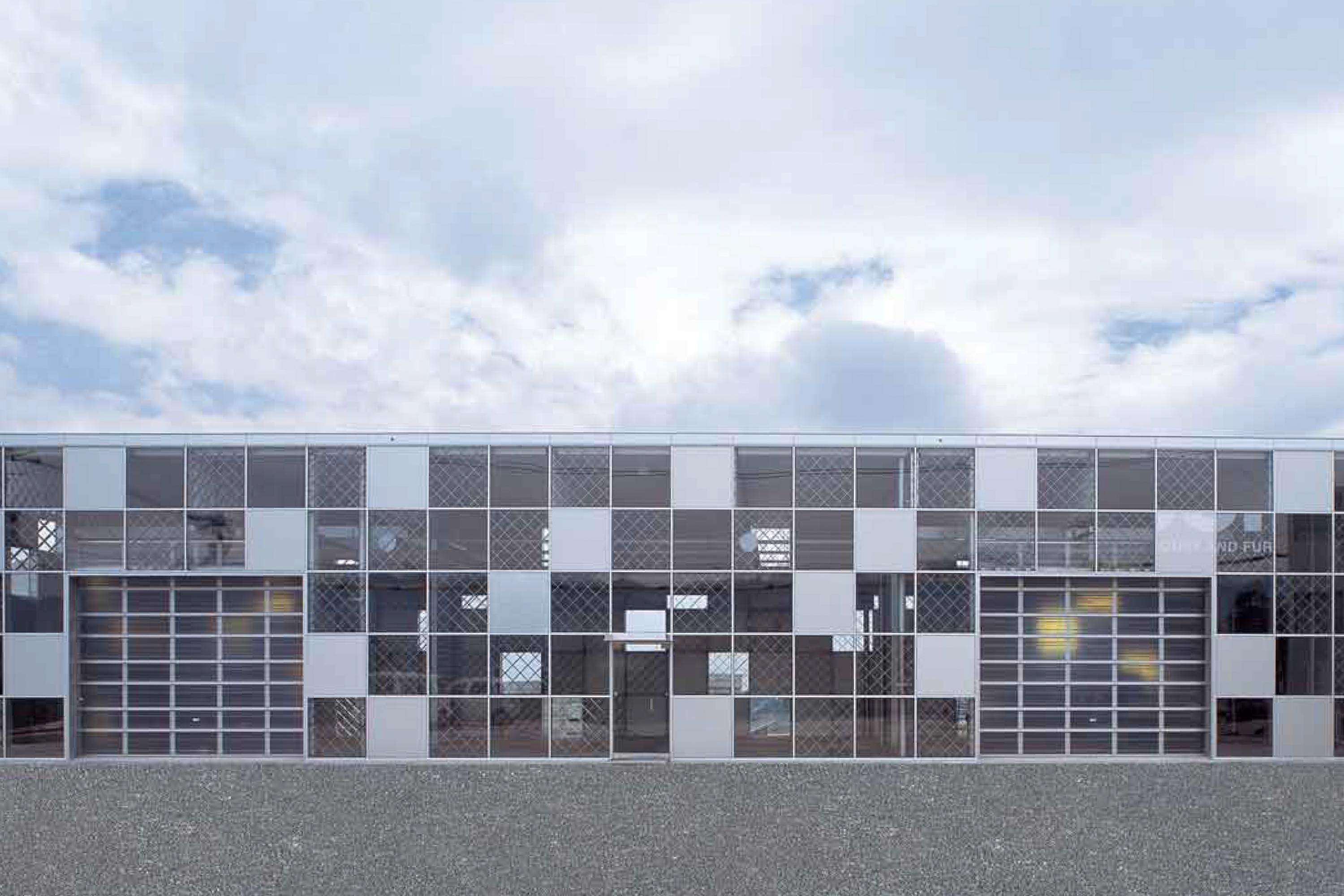 エコムスファクトリー完成